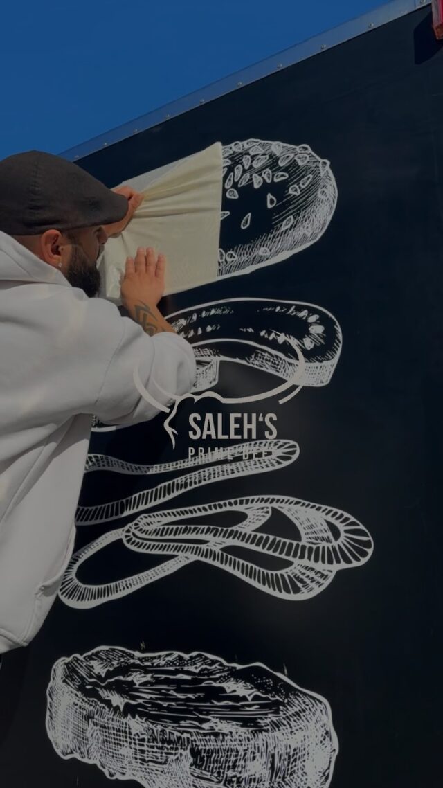 !NEW BRANDING!

Vielleicht habt ihr es beim Tasting schon gesehen – unser Foodtruck hat einen neuen Look bekommen! Einfach fresh und clean! 🔥 

#salehsprimebeef #foodtruck #newlook #burgerliebe #startsoon